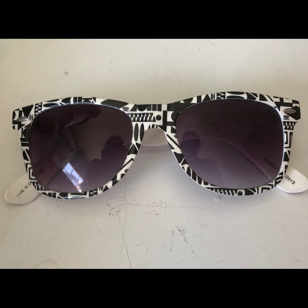 ❌SOLD❌ Sunglasses